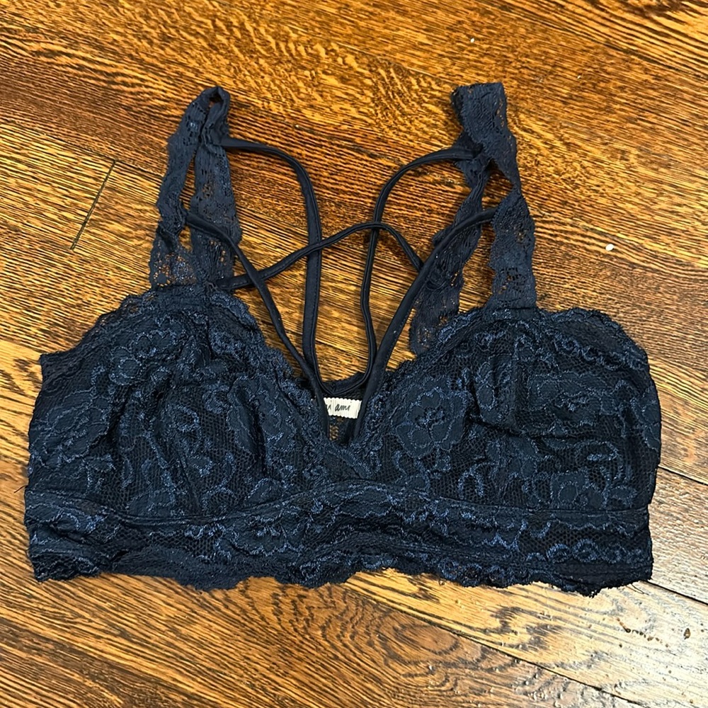 mi ami navy blue unlined lace bralette!